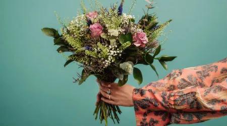 Top sites to buy cheap flowers online in Australia 2026