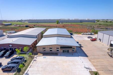 304 NE 145th Place, Edmond, OK 73013