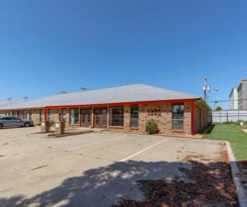 1225 Sovereign Row STE 105/107, OKC, OK 73108