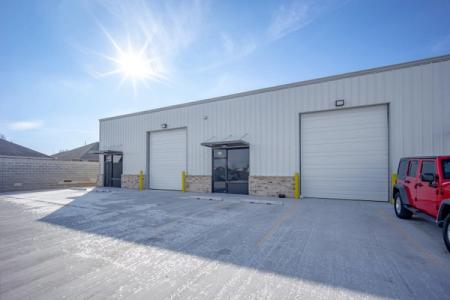 220 Chisholm Trail Way, Mustang, OK 73064 Suite 106 