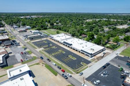 1010 - 1050 N Flood Ave, Norman, OK 73069