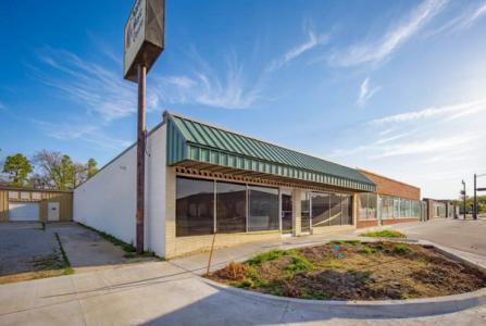 317 W Gray St, Norman, OK 73069