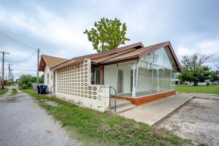 230 SW 27th St, Oklahoma City, OK 73109
