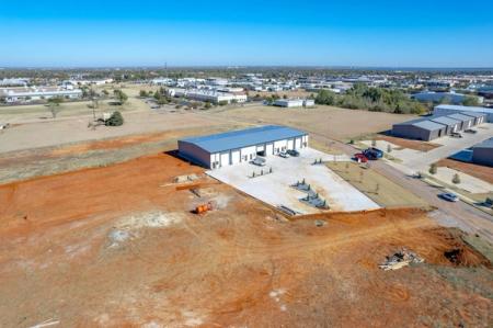 8101 Silver Crossing, Oklahoma City, OK 73132 - Building 3