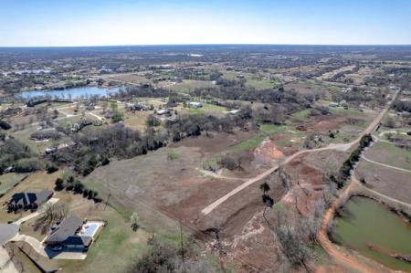 2700 S Sooner Dr, Moore, OK 73165 Tract 1