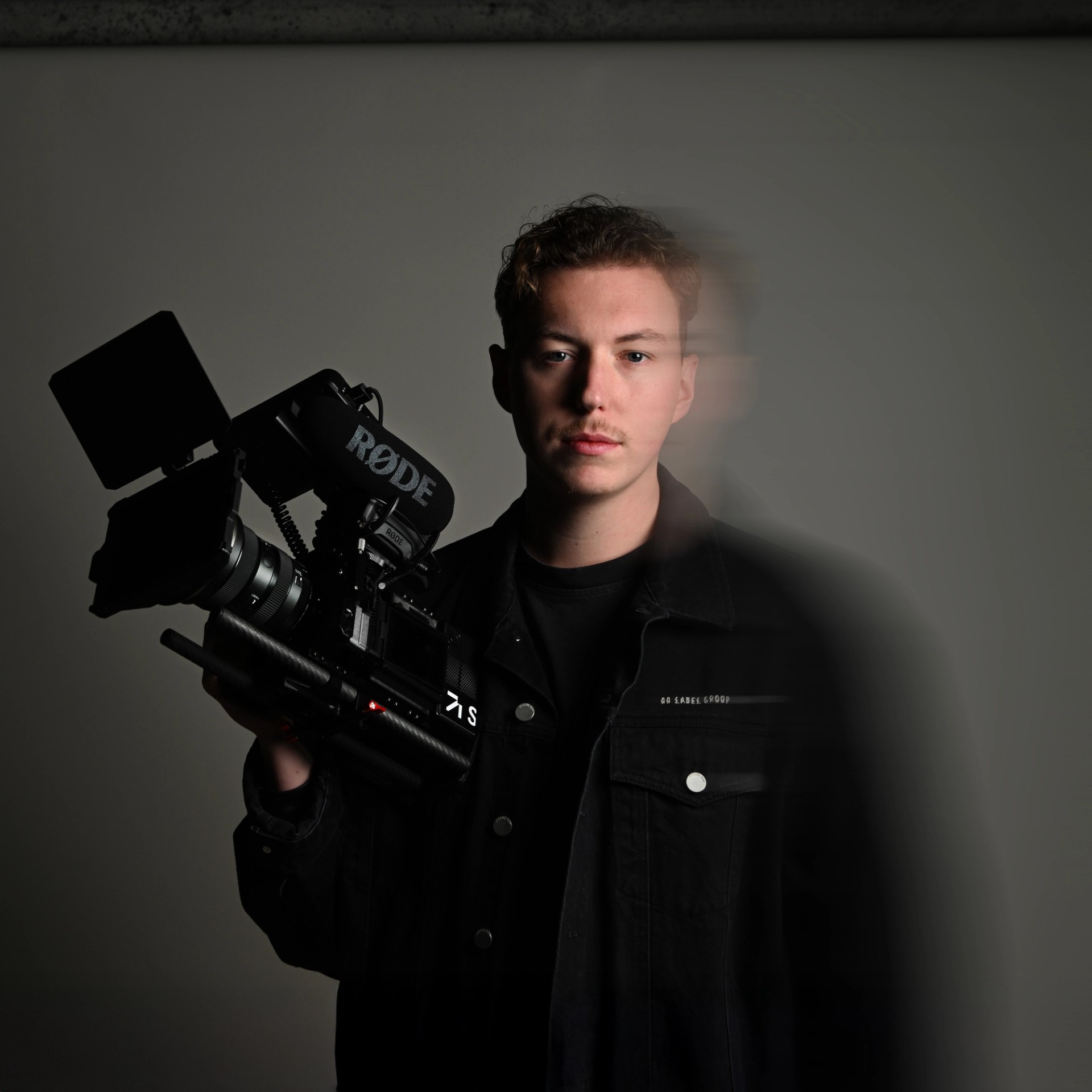 Persoon met camera in de hand