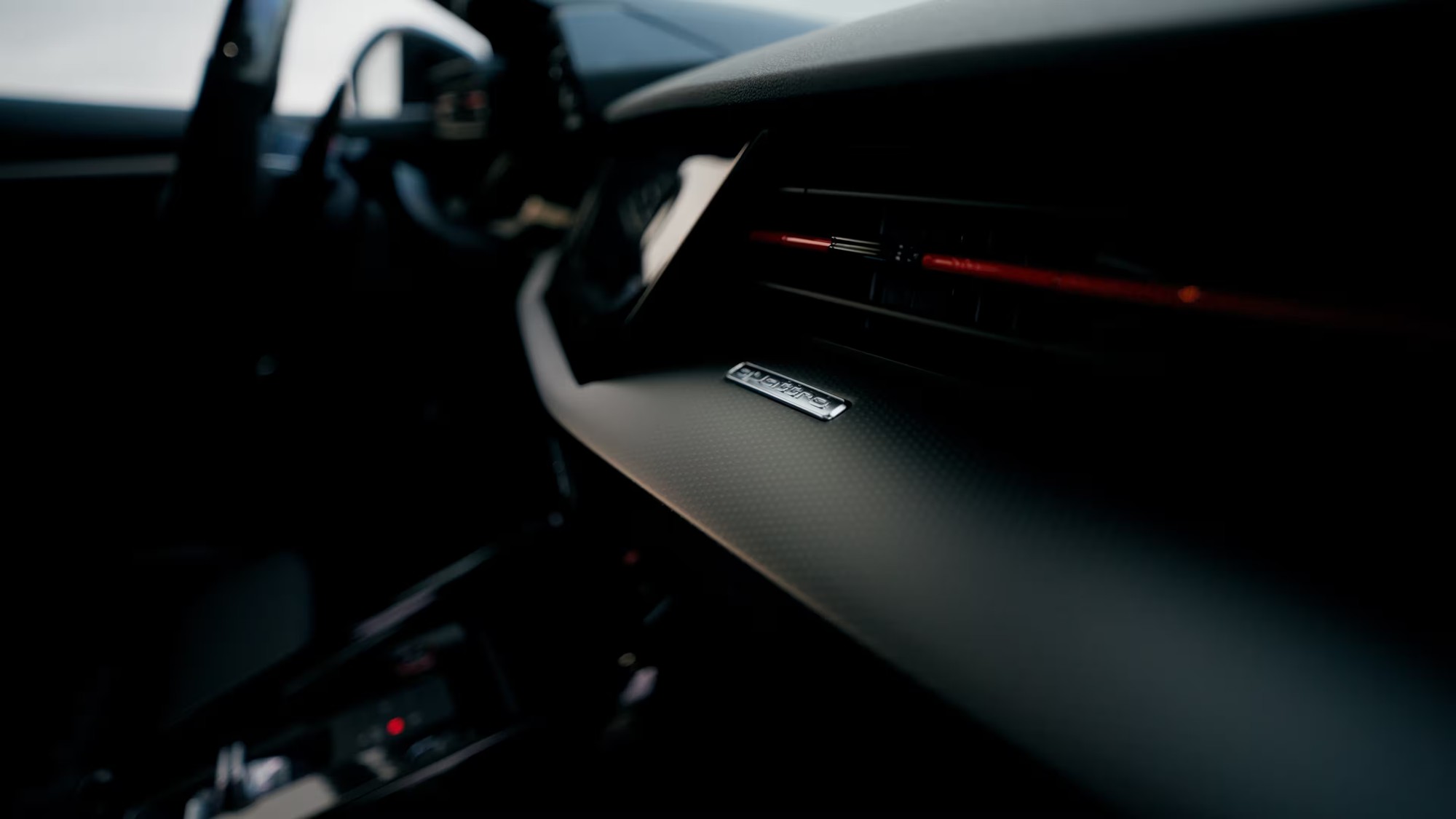 Quattro embleem interieur