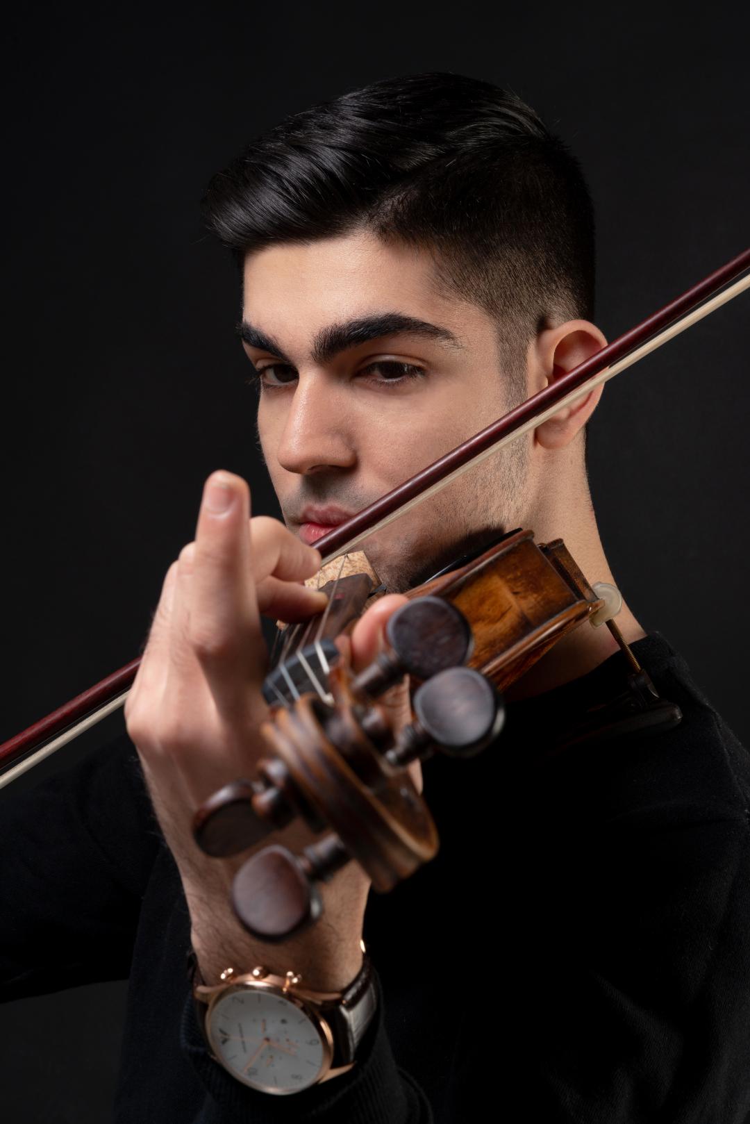 George Banos's gallery item