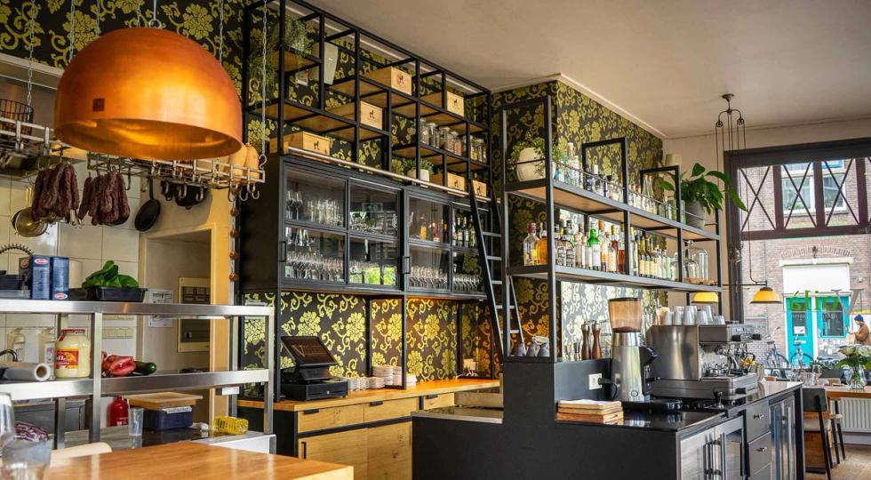 Decorative cascading image