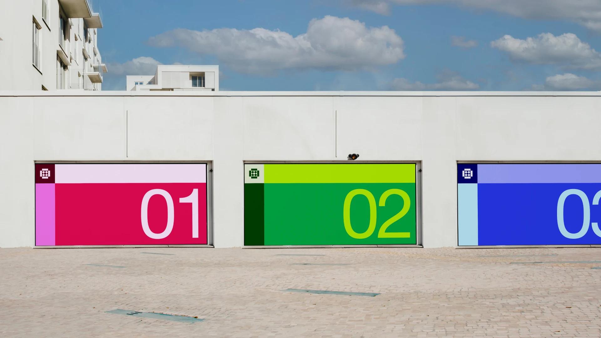 Waybill numbered logistics bays