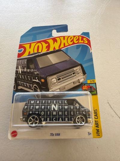 Hot Wheels 70s Van HW Art Cars 16/250
