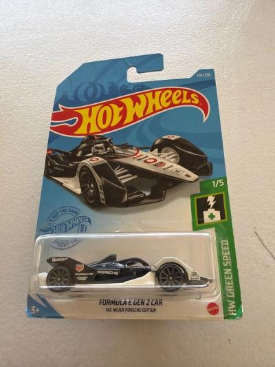 Hot Wheels Formula E Gen 2 Car Tag Heuer Porsche Edition
