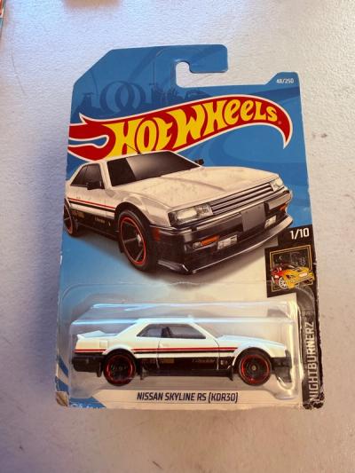 Hot Wheels Nissan Skyline RS KDR30 Nightburnerz 1/10