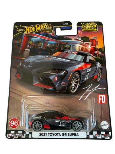 Hot Wheels Premium Boulevard 2021 Toyota GR Supra