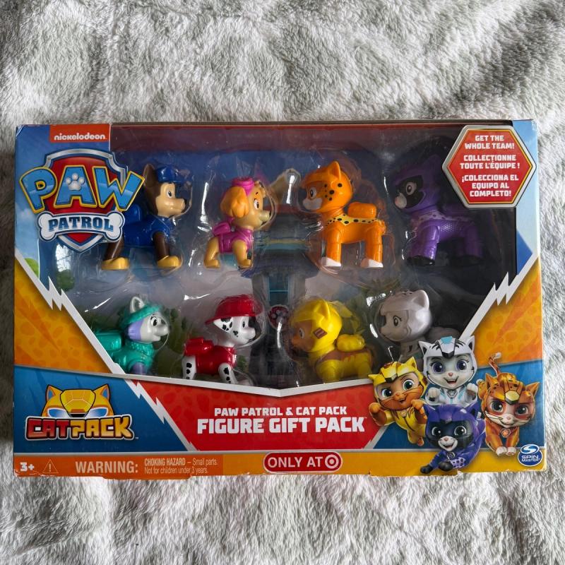 Paw Patrol & Cat Pack Figure Gift Pack