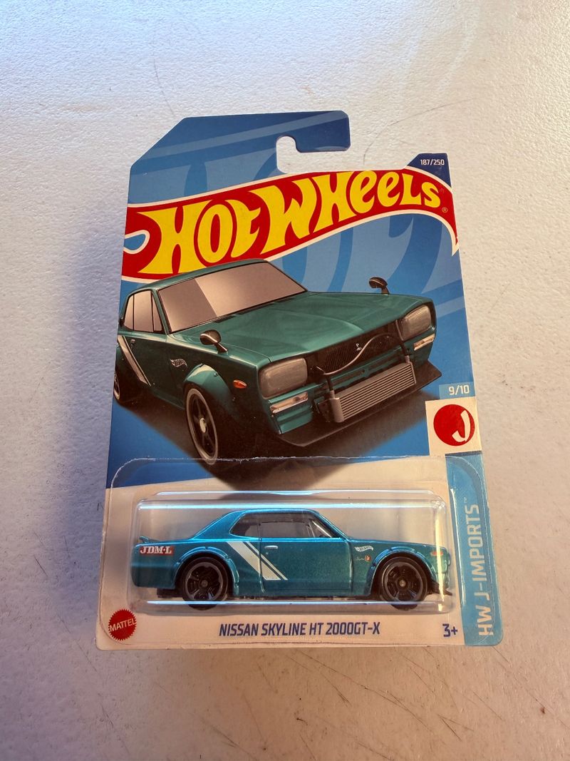 Hot Wheels Nissan Skyline HT 2000GT-X HW J-Imports 187/250