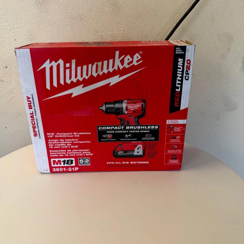 Milwaukee M18 Compact Brushless 1/2 Drill/Driver Kit 3601-21P
