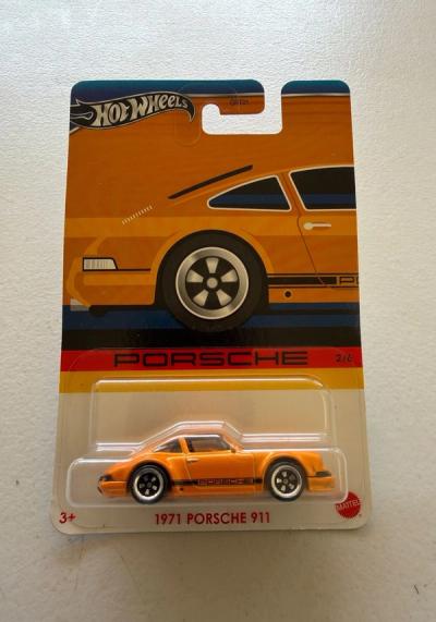 Hot Wheels 1971 Porsche 911 Edicion Porsche 2 de 6 Naranja