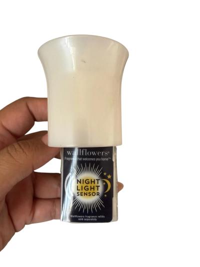 Difusor Wallflowers Night Light Sensor Bath and Body Works