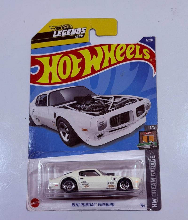 Hot Wheels 1970 Pontiac Firebird HW Dream Garage Legends Tour