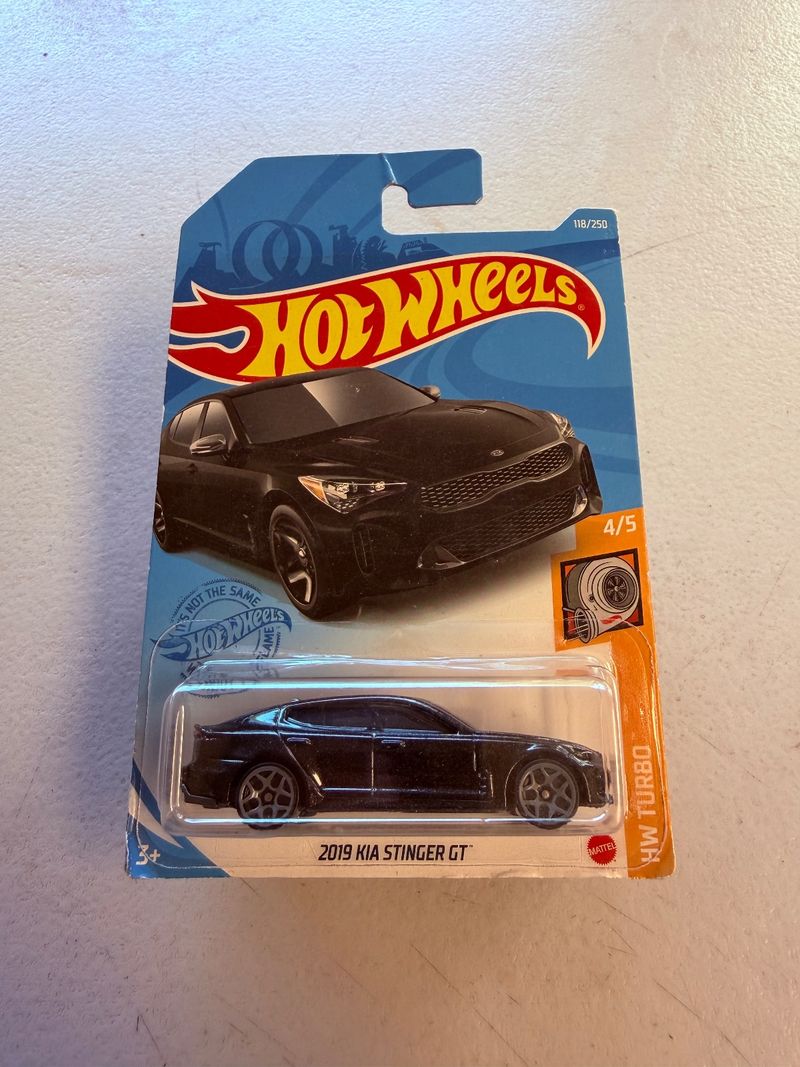 Hot Wheels 2019 Kia Stinger GT HW Turbo 118/250