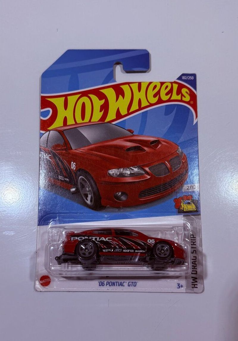 Hot Wheels '06 Pontiac GTO HW Drag Strip