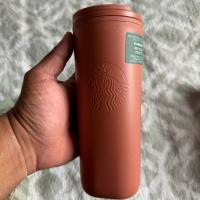 Botella reutilizable de plástico 100% reciclado color terracota