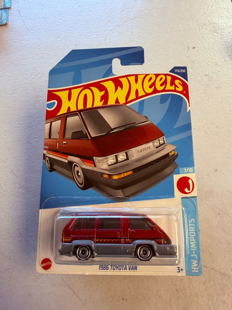 Hot Wheels 1986 Toyota Van HW J-Imports 173/250