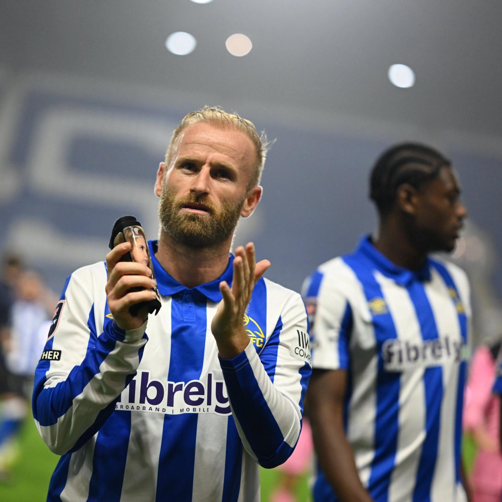 Sheffield Wednesday 2–0 Sunderland U21: Heskey and Bannan send the Owls through