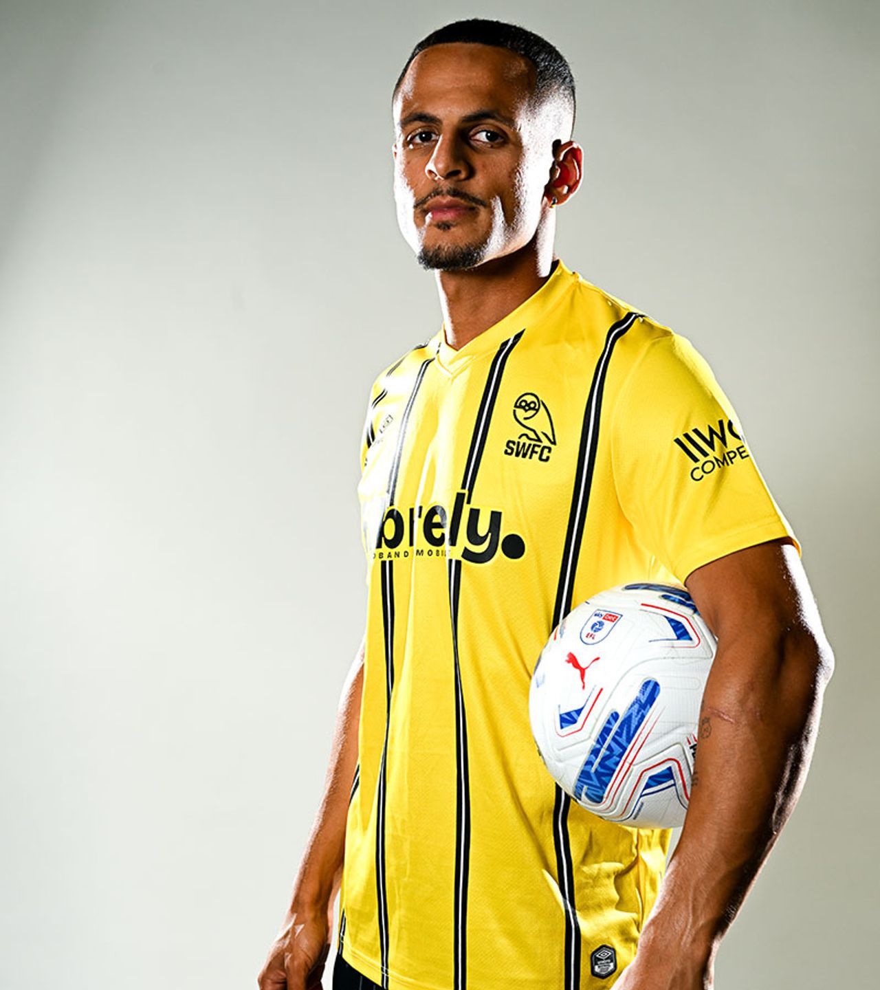 Ali Al-Hamadi joins Sheffield Wednesday