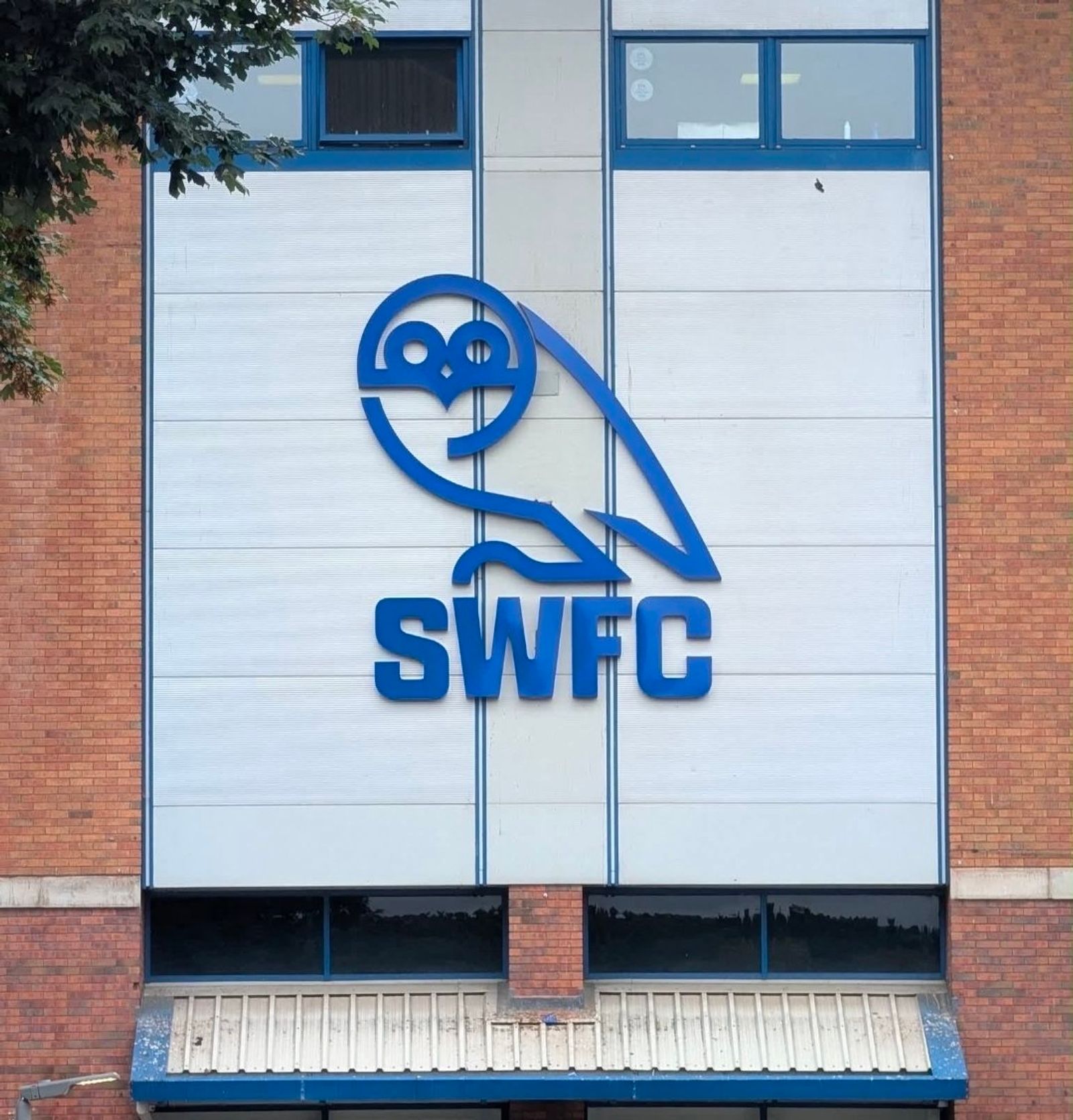 Hillsborough set for huge night as Wednesday welcome Bradford