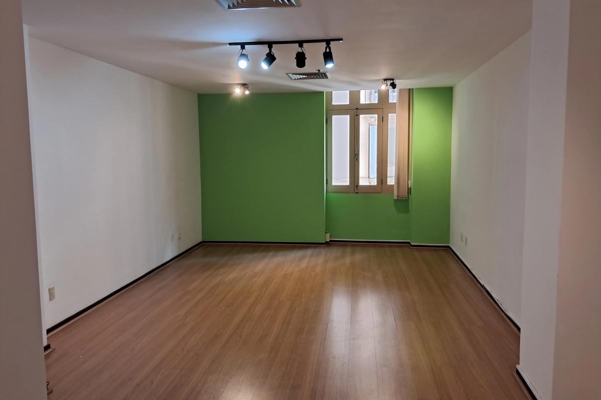 Uso Comercial  — foto 2