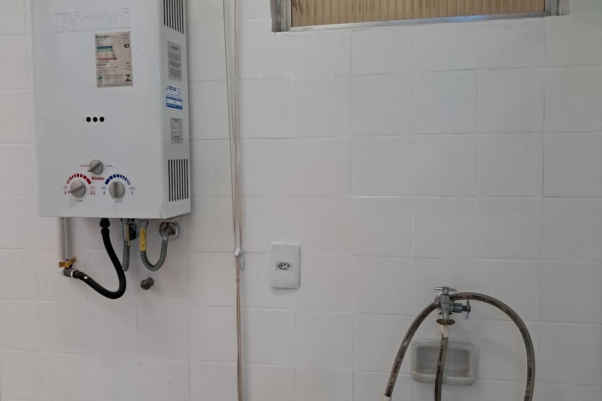  Charmoso apartamento de fundos com 122m2, em rua silenciosa e arborizada. — foto 20