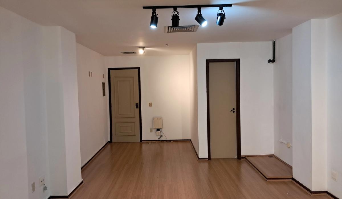 Uso Comercial  — foto 1