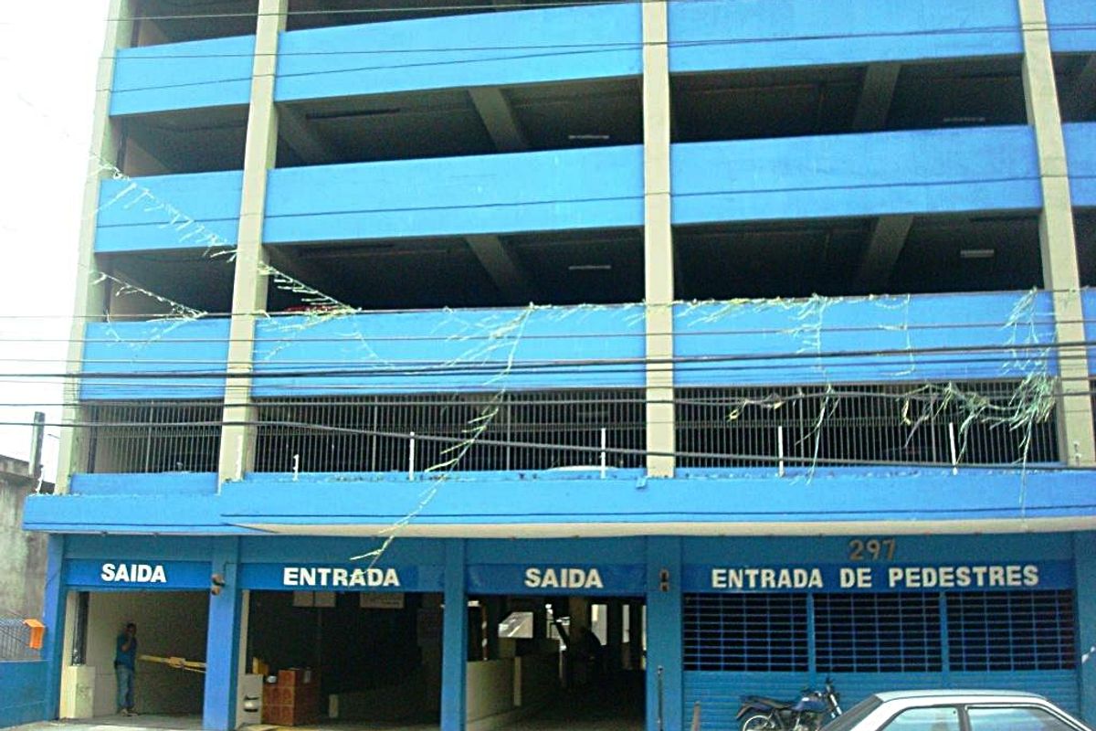 Loja com sobreloja de luxo — foto 15