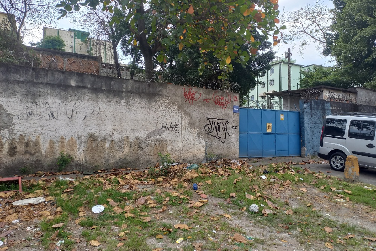 Terreno murado frente - Rua José dos Reis — foto 5