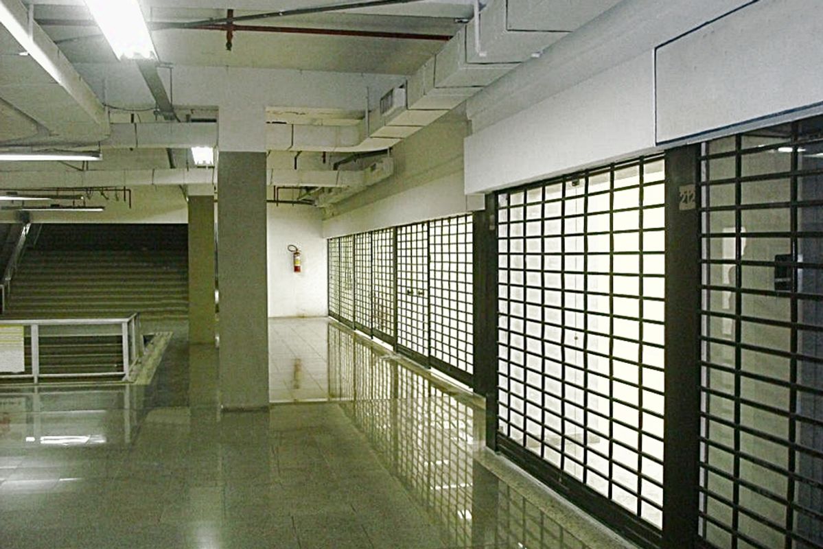 Loja com sobreloja de luxo — foto 2