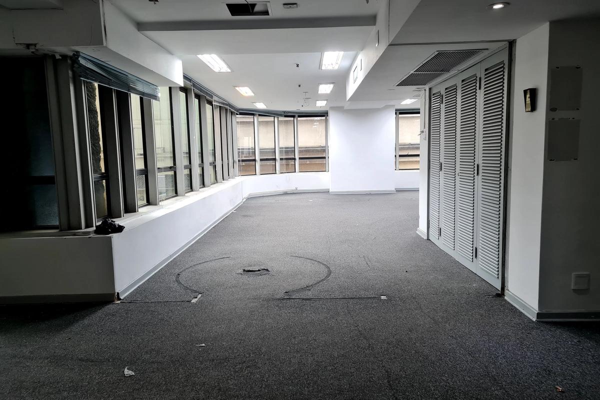 Salão comercial (pode ser interligado com sala 1412) — foto 2