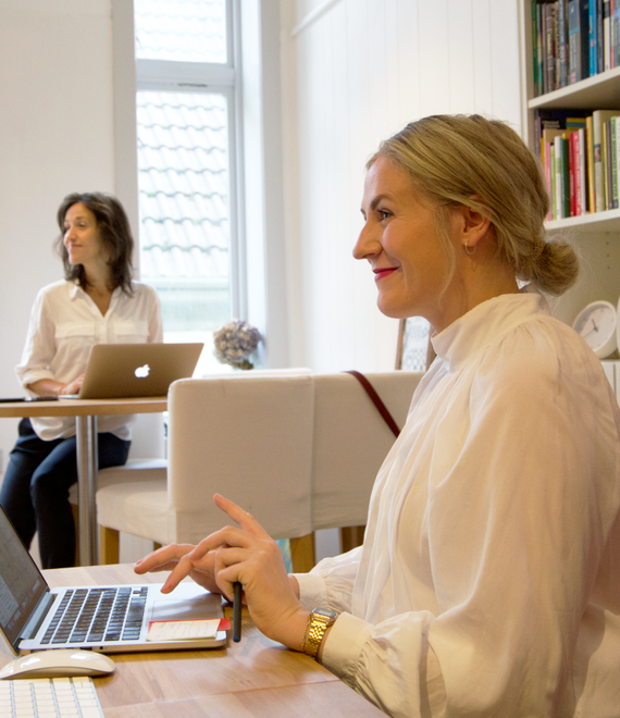 SpeakLab contact form