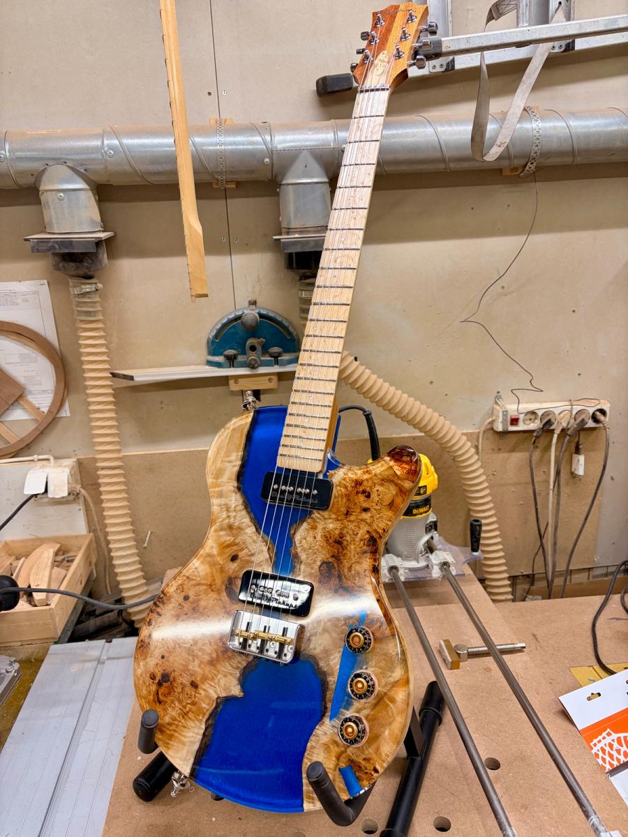 Mojo Tele Epoxy – WIP