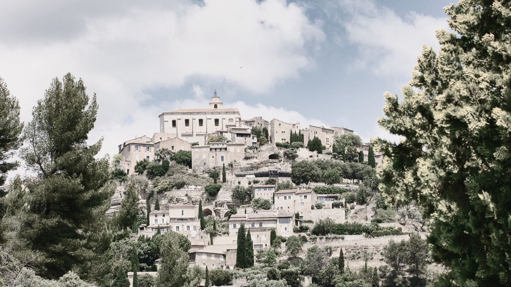 Buying Property in the Luberon: The Ultimate Guide for International Buyers
