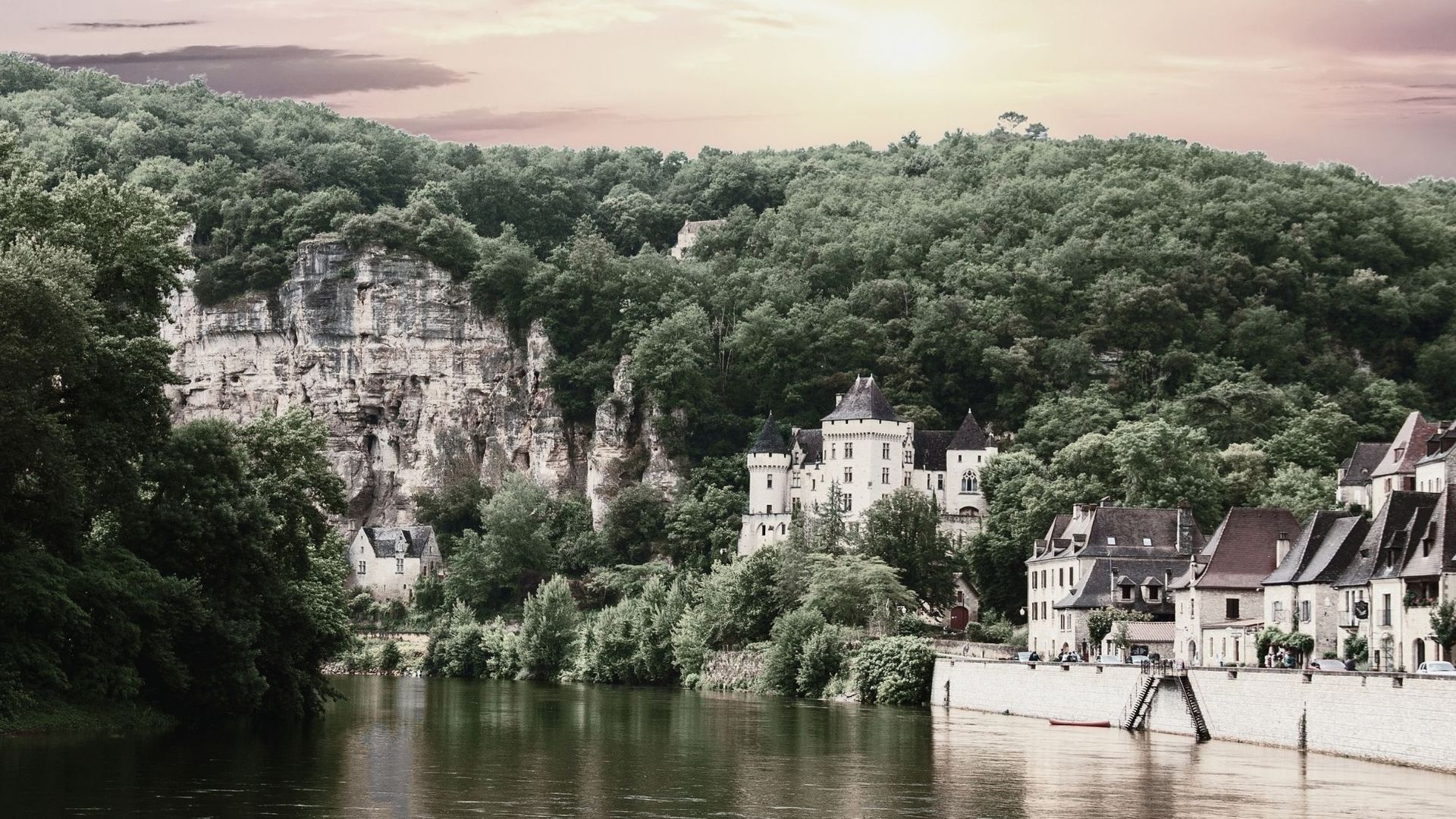 Buying Property in the Dordogne: Châteaux, Farmhouses and the Périgord Dream
