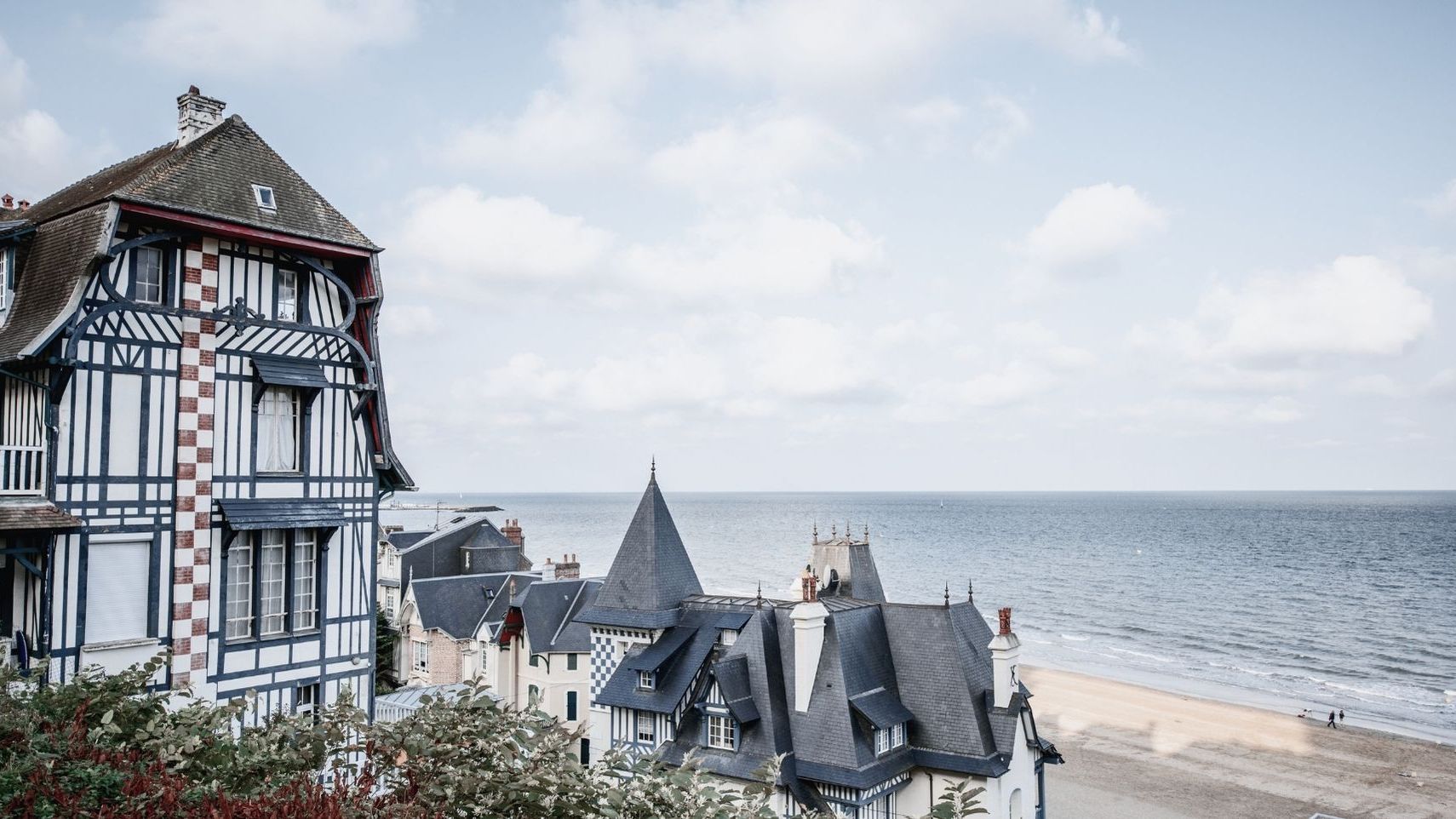 The Real Cost of Buying Property in France: Taxes, Fees and Hidden Expenses