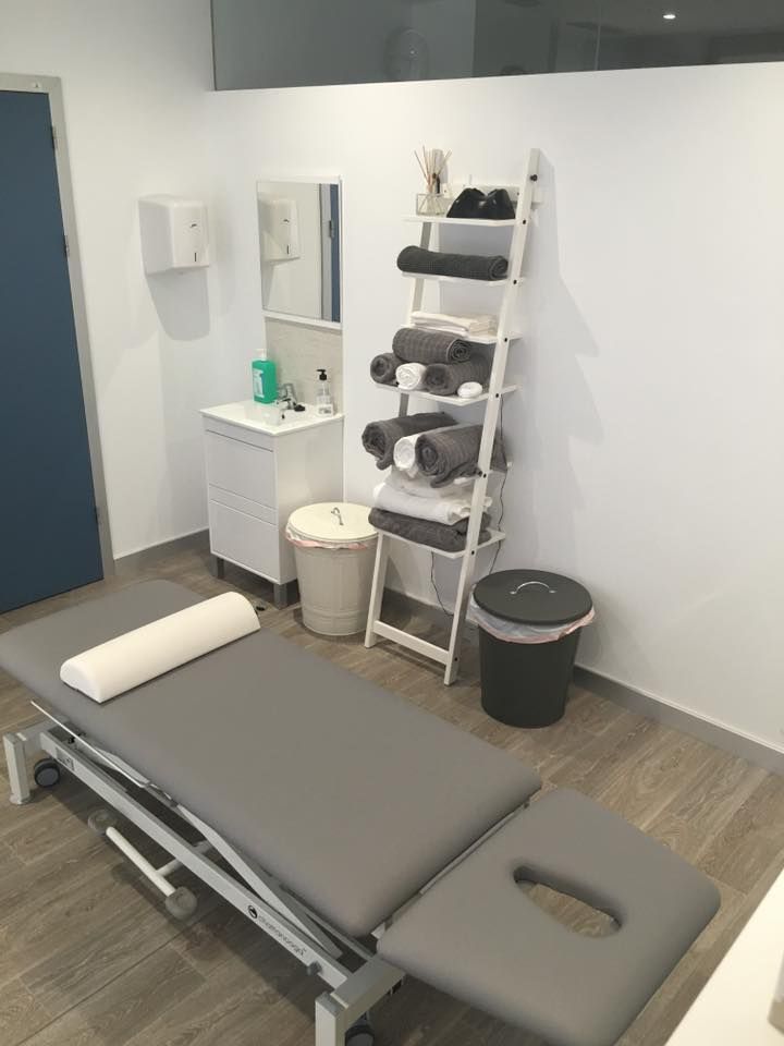 Clínica Fisioterapia y Osteopatía Santa Rosa en El Naranjo / La Asomadilla