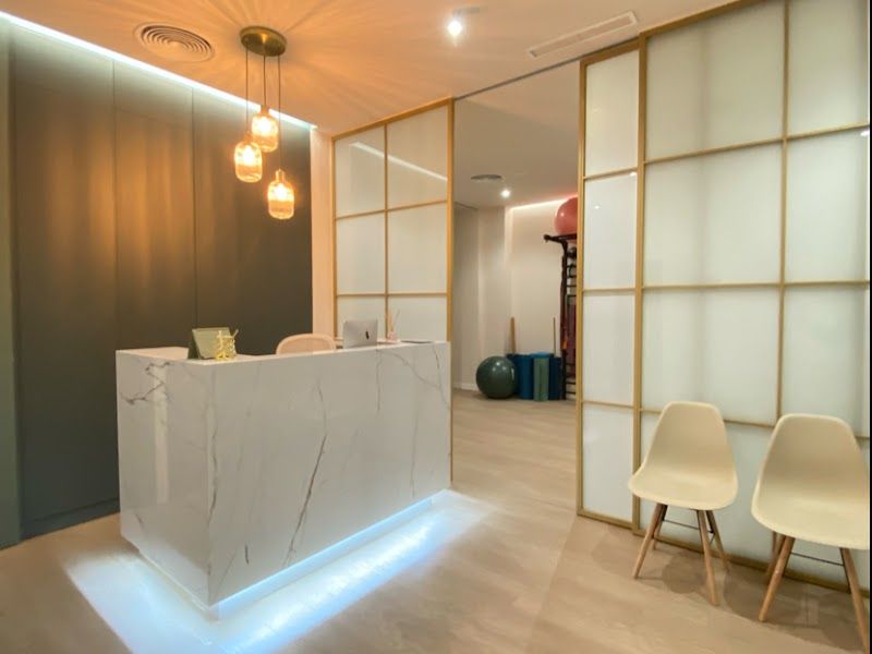 Prazer Fisioterapia & Pilates en Parque Cruz Conde / Poniente Sur