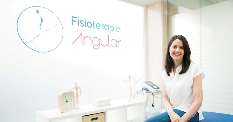 Angular Fisioterapia en Parque Cruz Conde / Poniente Sur