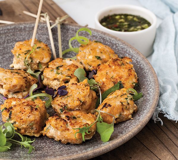 Thai fish cakes with cucumber dipping sauce |