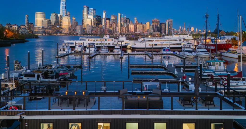 FLOHOM Brings the First Luxury Houseboat to the NYC Metro at Liberty Landing Marina