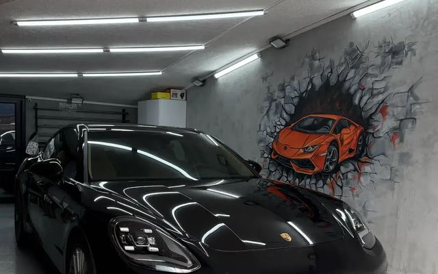 Porsche Panamera'nın ön cam ve kaput hattı