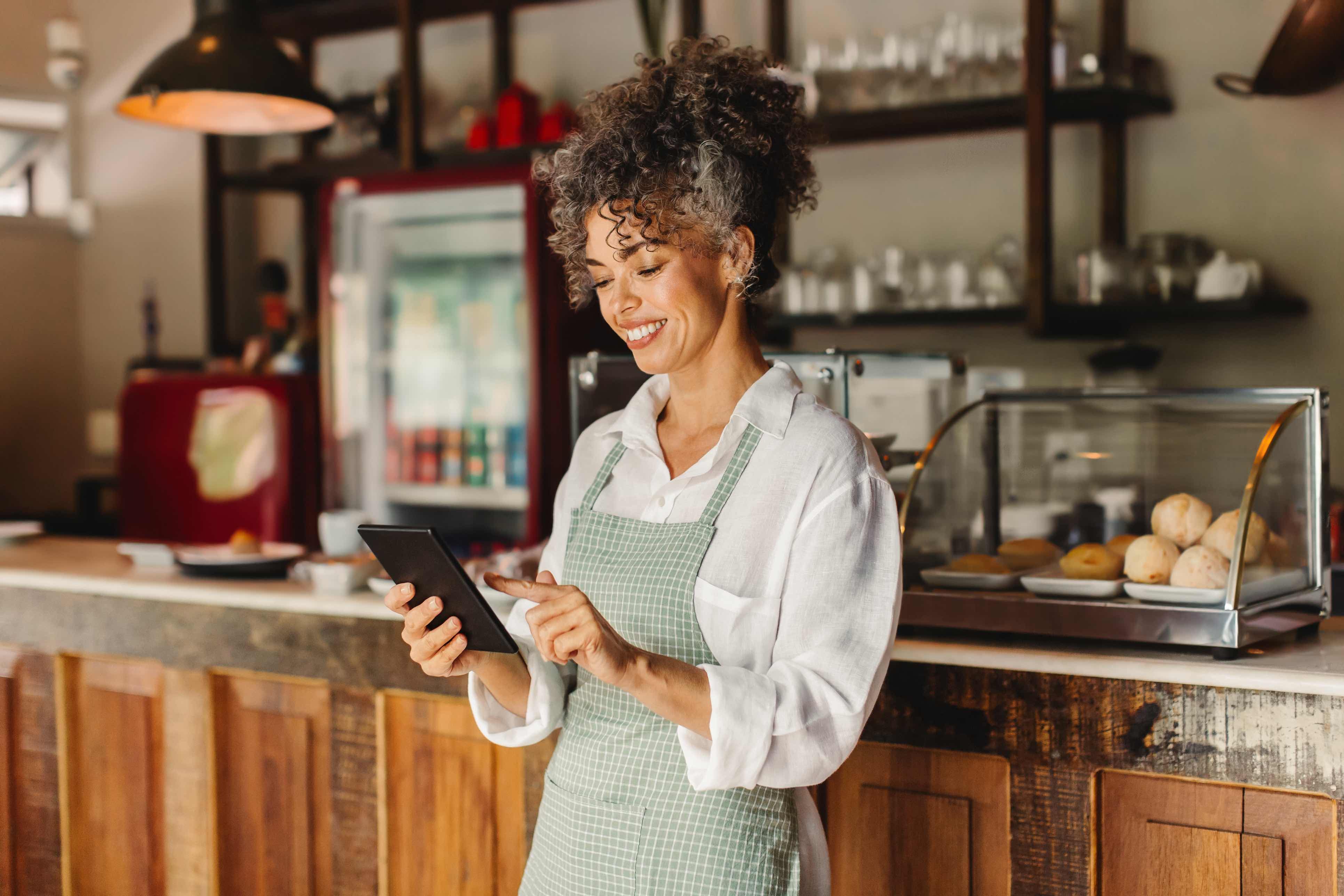 Franchise vs. Independent Business: Pros and Cons for Buyers